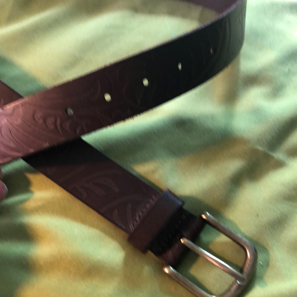 Time and Tru leather belt NWT 3XL  embossed leaf pattern brass tone buckle